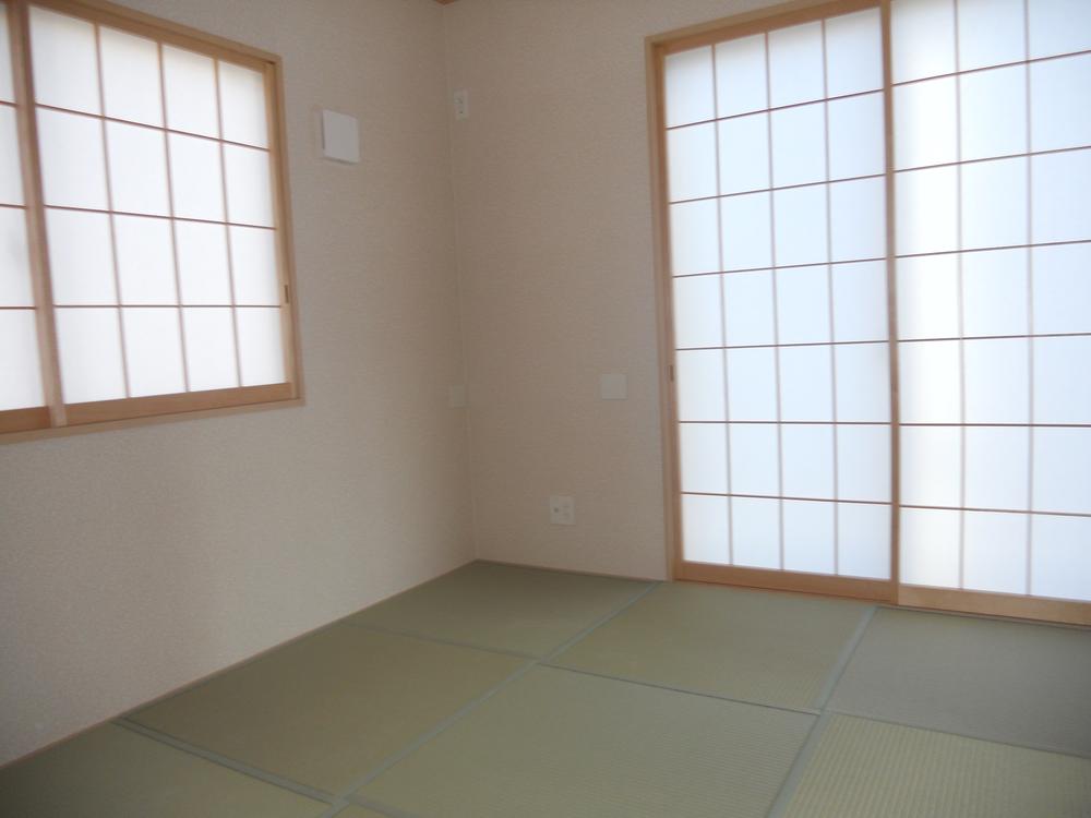 Non-living room. Indoor (11 May 2013) Shooting