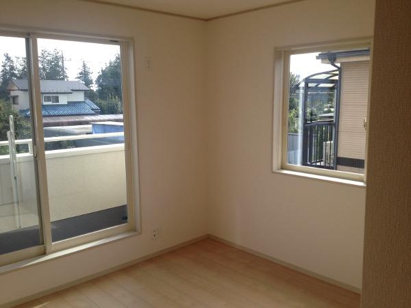 Non-living room. Indoor (10 May 2013) Shooting