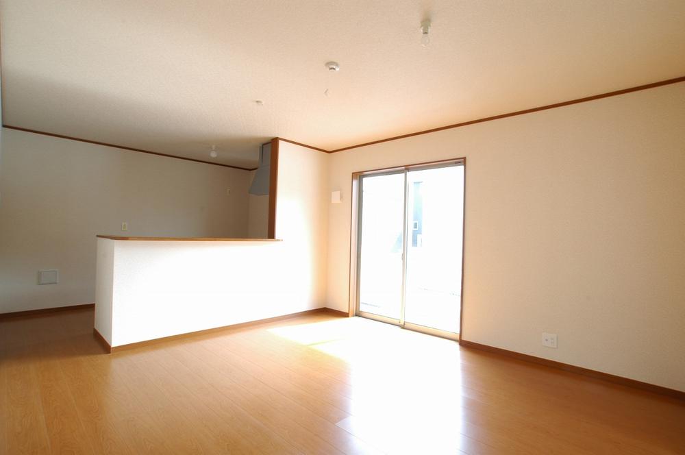 Same specifications photos (living). ( Building) same specification