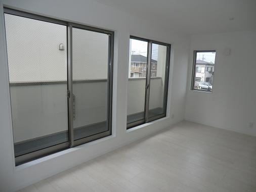 Non-living room. 2 Kaikyoshitsu