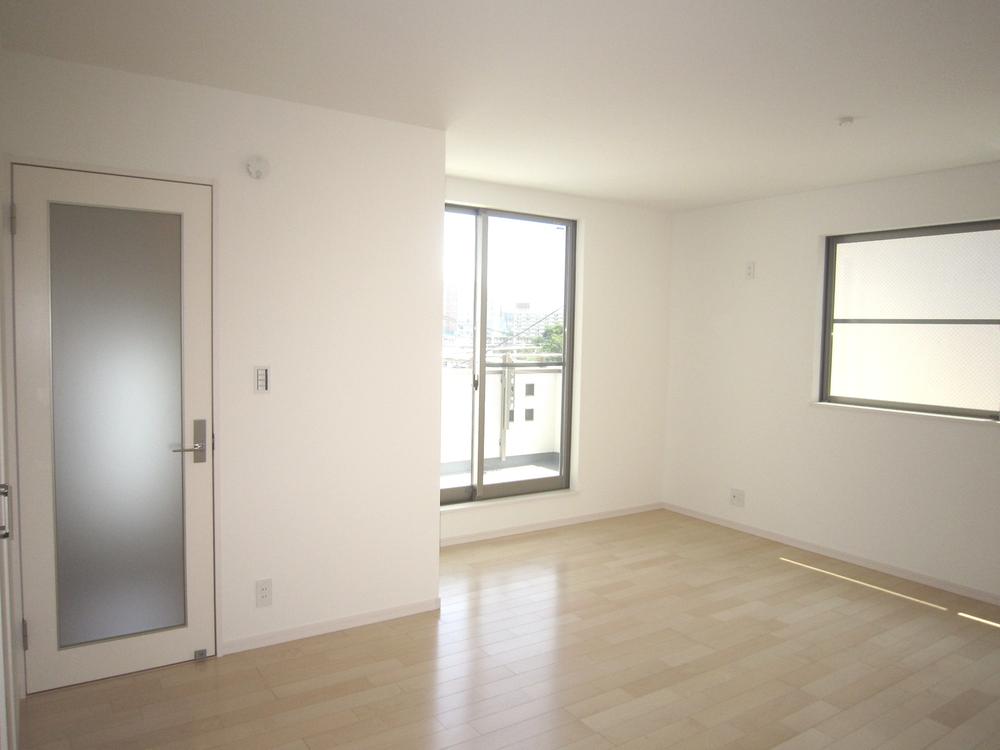 Living. F Building living