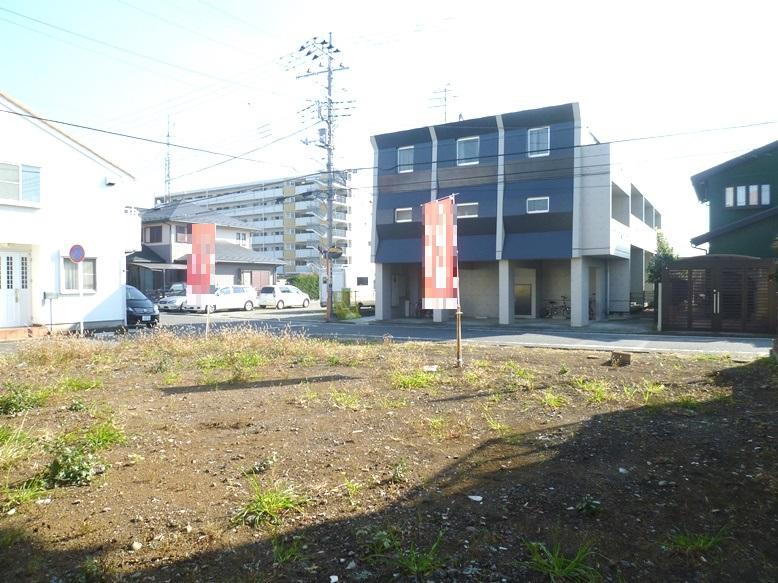 Local land photo. Local (12 May 2013) Shooting