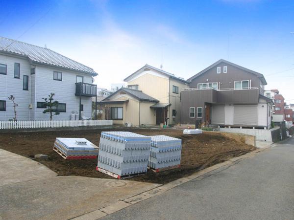 Local photos, including front road