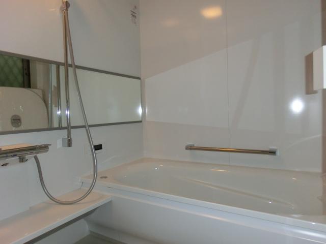 Bathroom. Building G