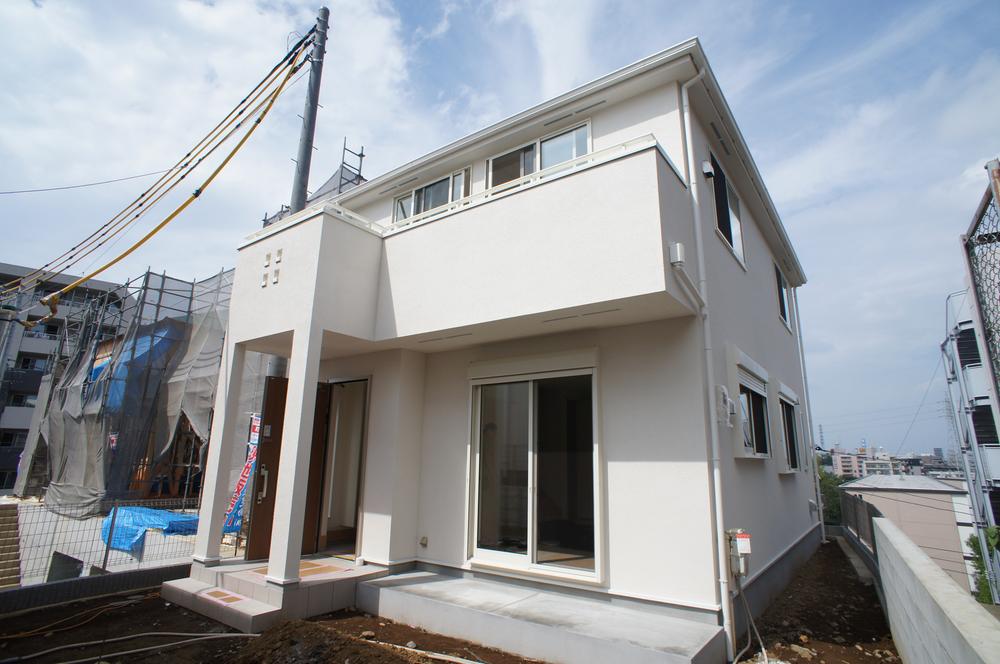 Local appearance photo. Building C