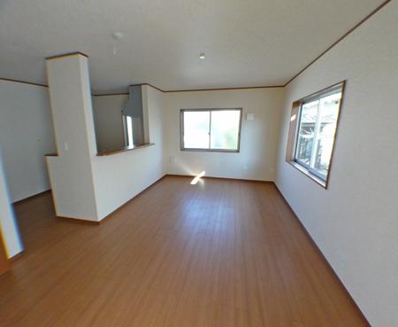 Same specifications photos (living)