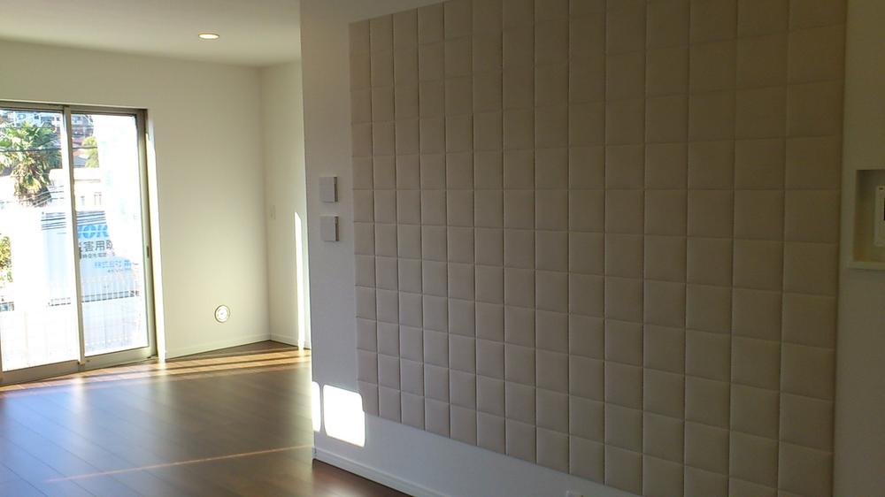 Same specifications photos (living). The company same specifications Eco-carat reference