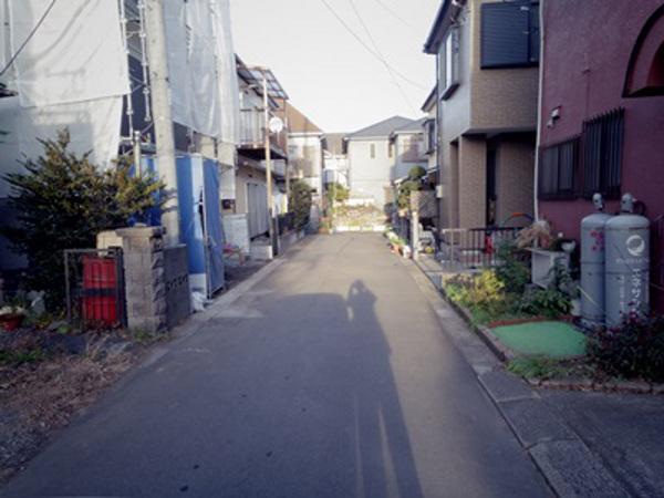 Local photos, including front road. Local (12 May 2013) Shooting