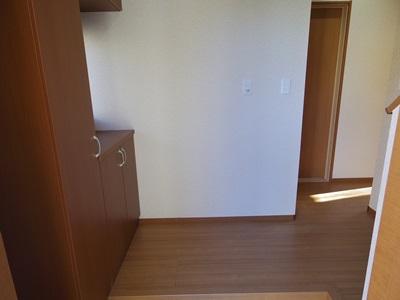 Entrance. 1 Building Local (11 May 2013) Shooting