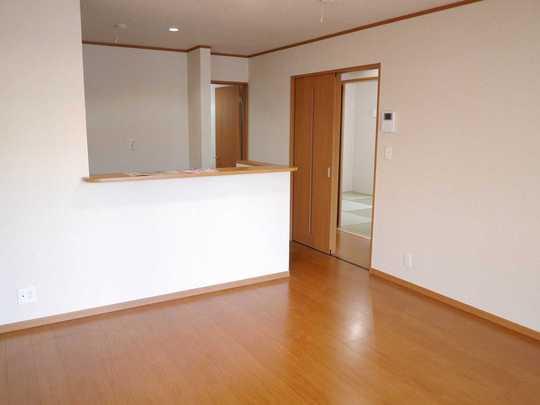 Living. LDK14 Pledge, All room pair glass