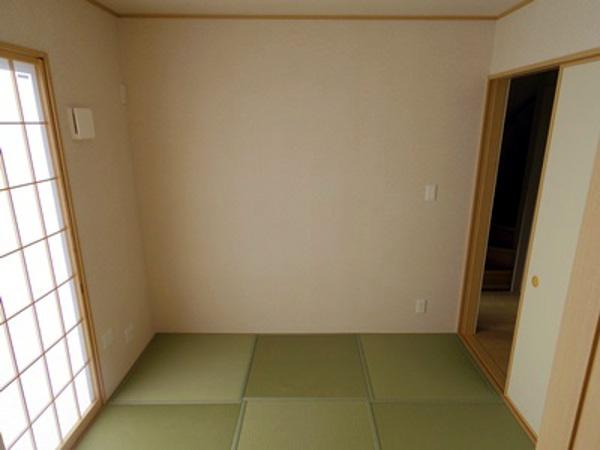 Non-living room. Indoor (12 May 2013) Shooting