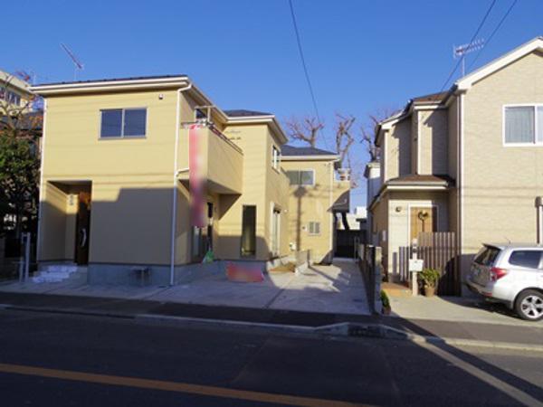 Local photos, including front road. Building 2 Local (12 May 2013) Shooting