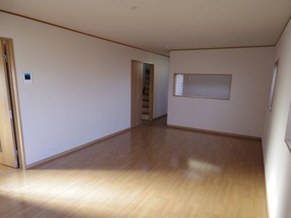 Living. Building 2 Indoor (12 May 2013) Shooting