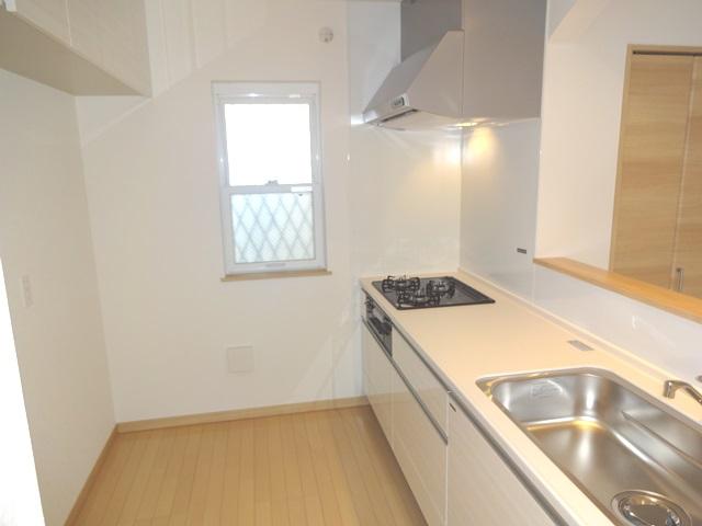 Kitchen. Building 2 kitchen