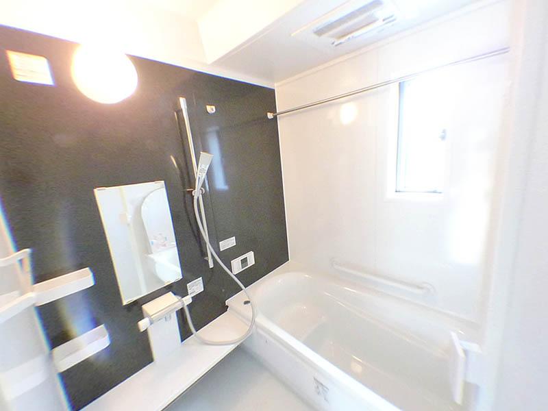 Same specifications photo (bathroom). (1 Building) same specification