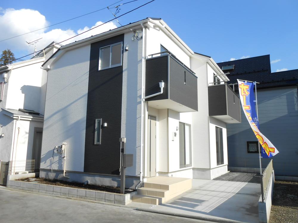 Local appearance photo. Local (12 May 2013) Shooting Building 2