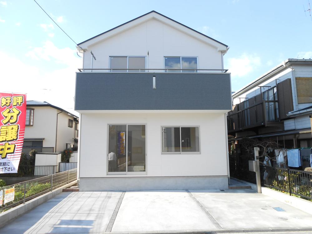 Local appearance photo. Local (12 May 2013) Shooting 1 Building