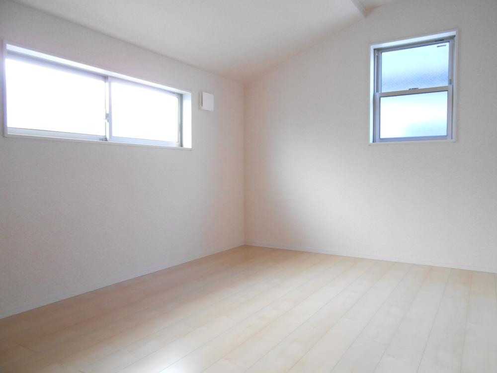 Non-living room. Indoor (12 May 2013) Shooting