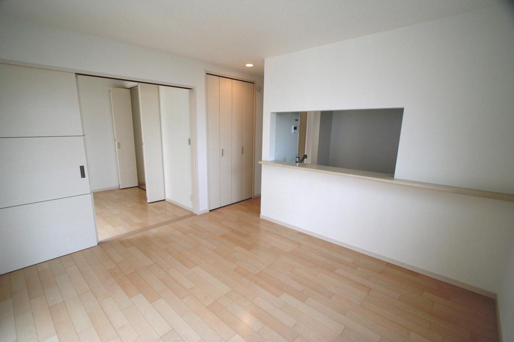 Living. Local (July 2013) Shooting