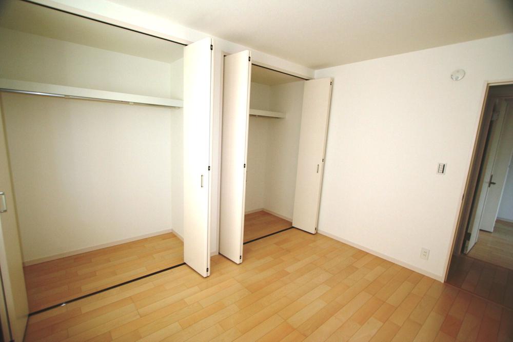 Non-living room. Local (July 2013) Shooting