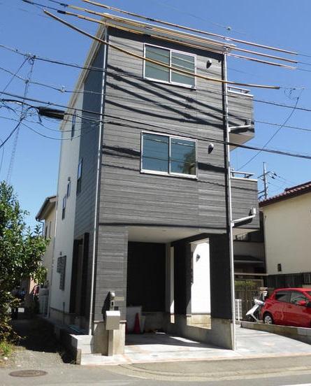 Local appearance photo