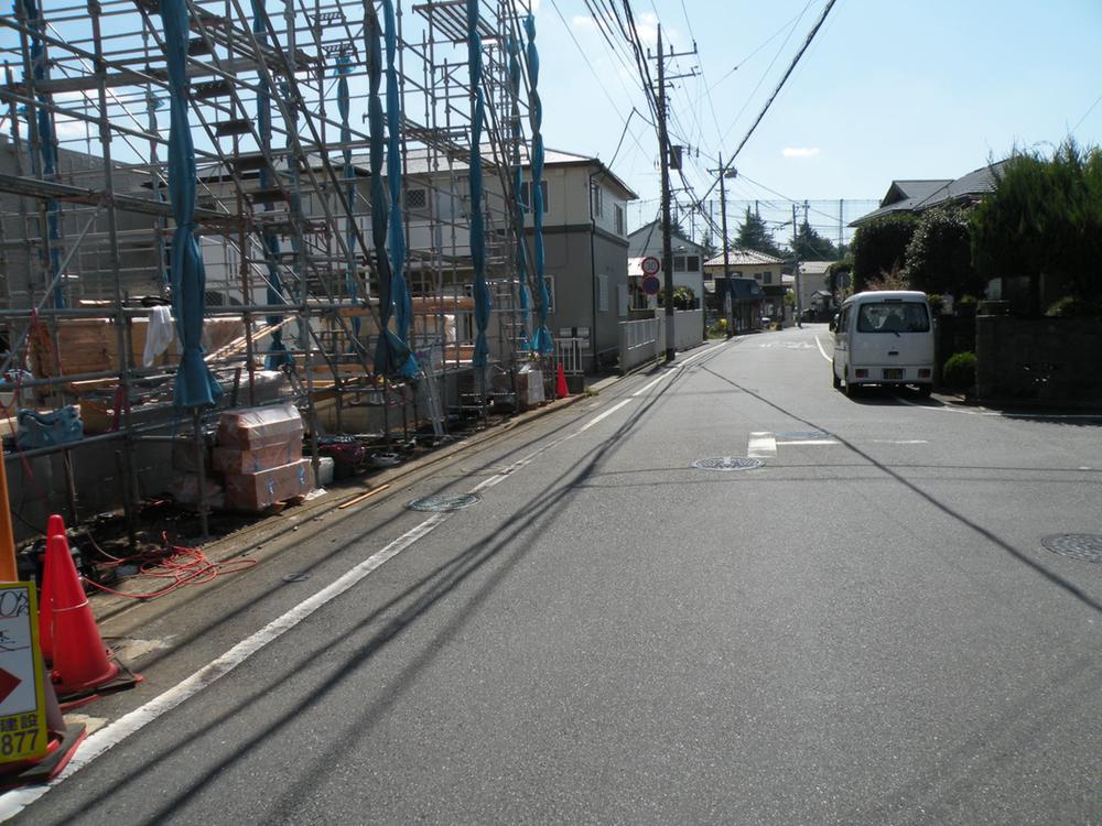 Local photos, including front road. Local (September 2013) Shooting