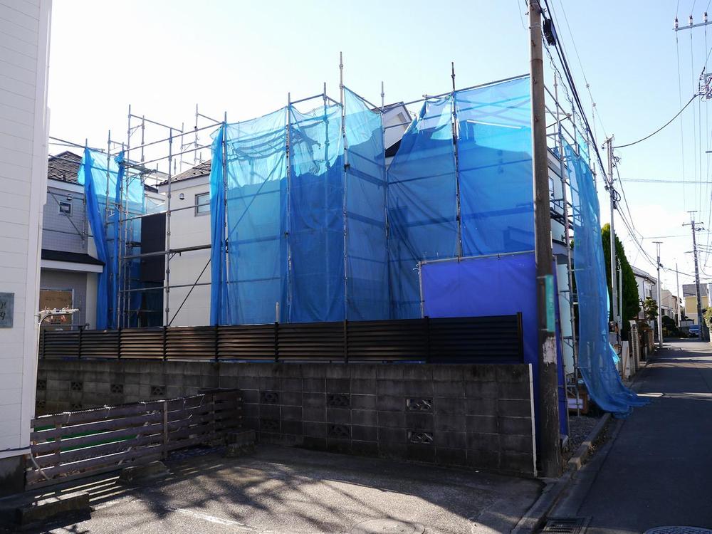 Local appearance photo. Elementary and junior high school in a quiet residential area of ​​Higashi-Rinkan Station 9 minute walk ・ Park near, Is an environment suitable for child-rearing.