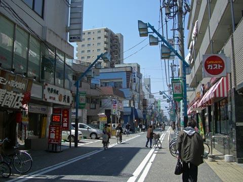 Other Environmental Photo. Southern Road shopping district (local about 500m)