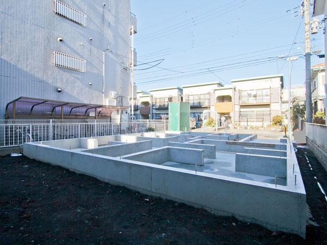 Local appearance photo. Local (12 May 2013) Shooting