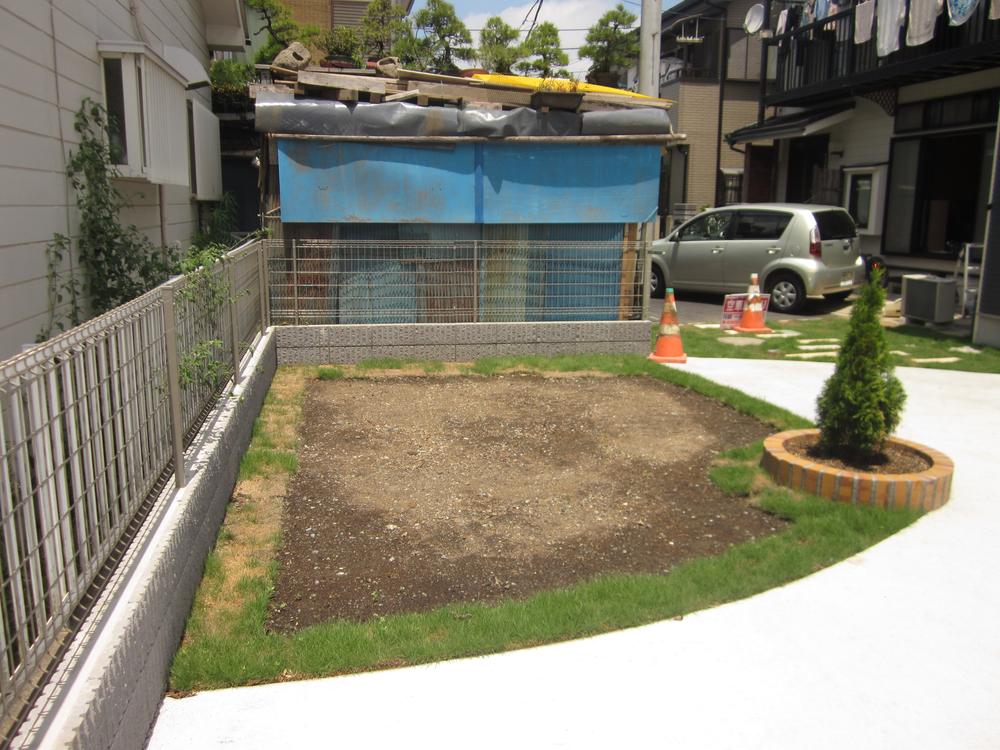 Garden. Local (July 2013) Shooting