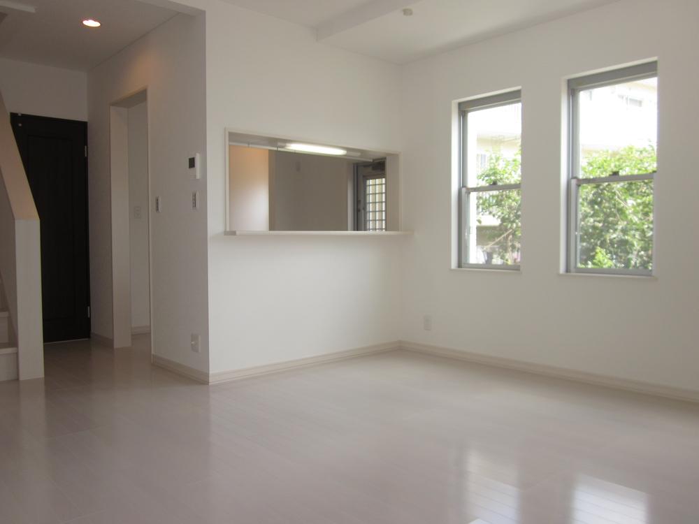 Living. Indoor (July 2013) Shooting