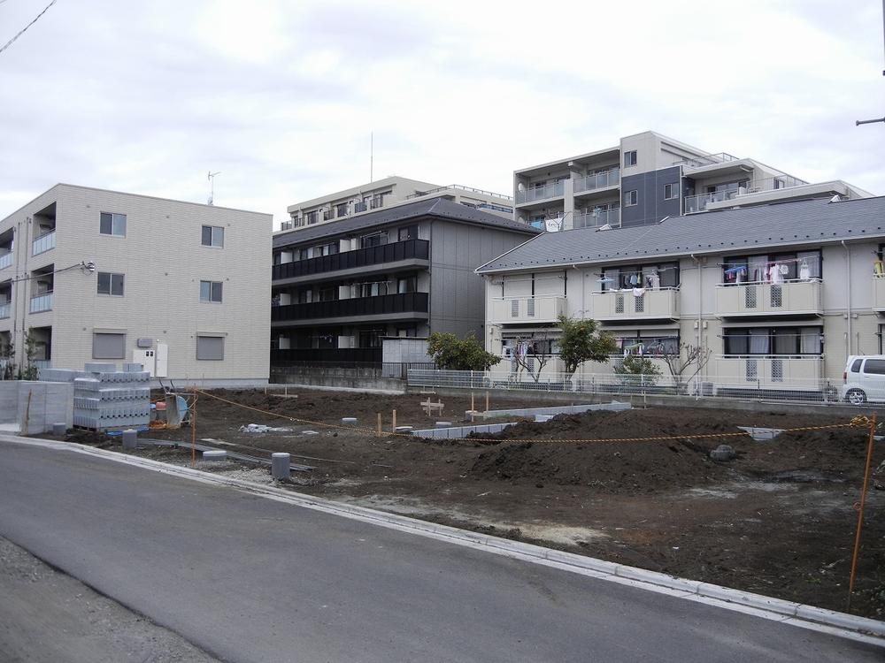 Local appearance photo. Local (12 May 2013) Shooting