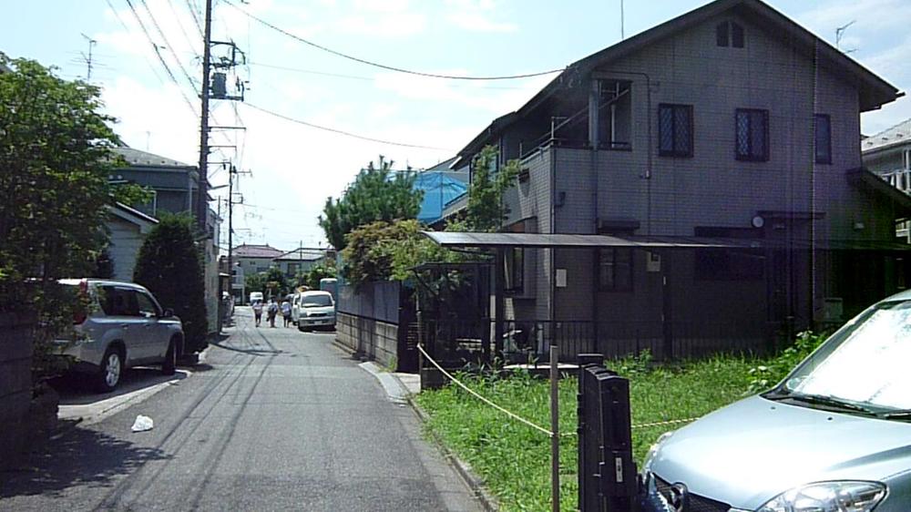 Local photos, including front road. Local (August 2013) Shooting