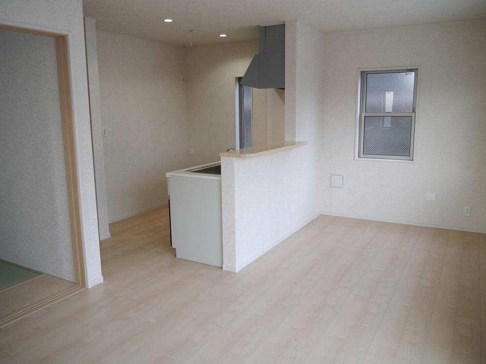 Living. All room pair glass