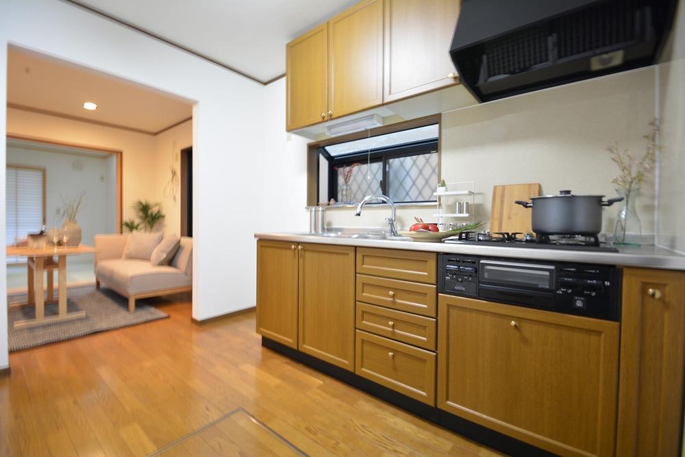 Kitchen. It room is feeling good you have renovation ☆