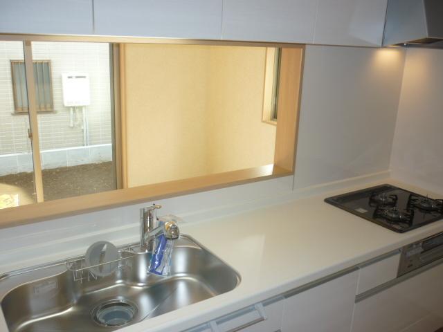 Kitchen. Indoor (12 May 2013) Shooting