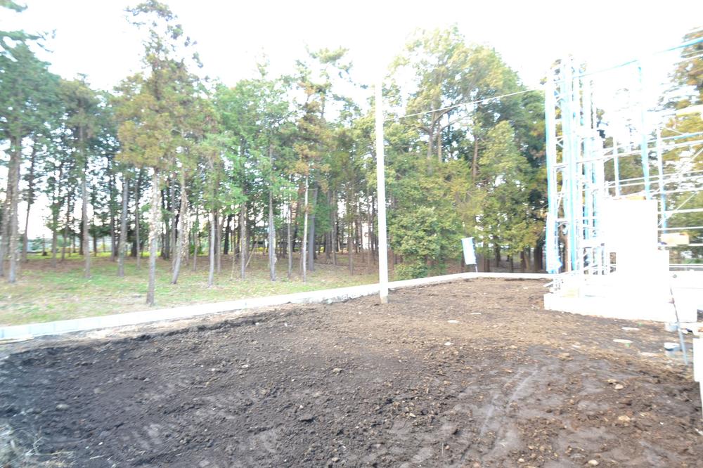 Local appearance photo. Local (12 May 2013) Shooting