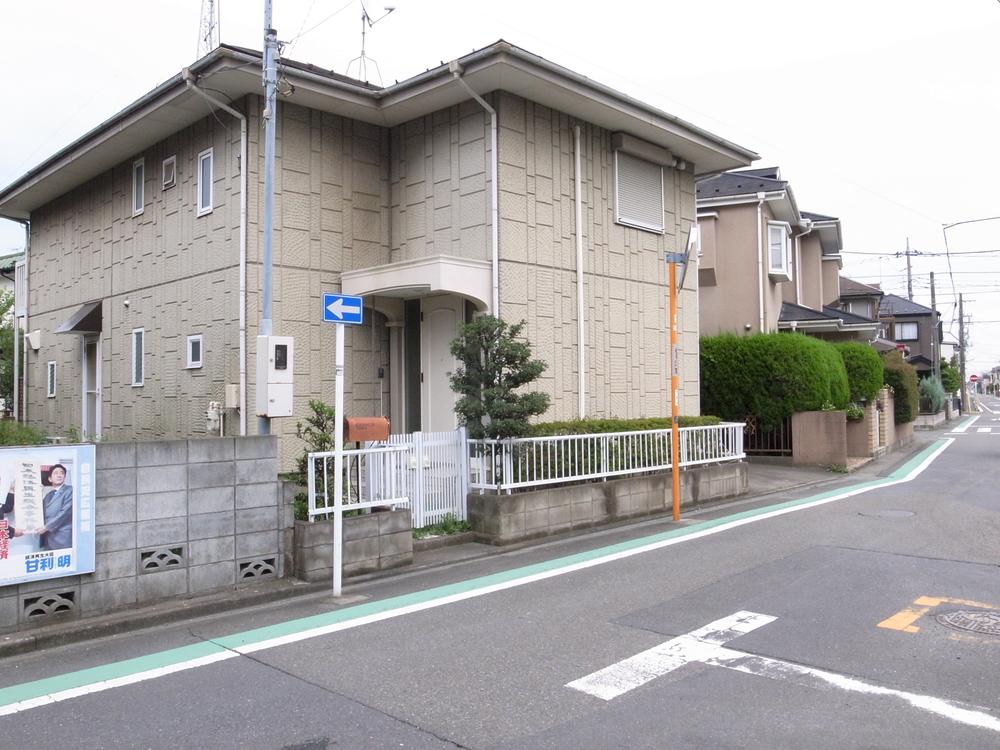Local photos, including front road. ☆ Lightweight steel frame ・ It is a building of a major house builders ☆