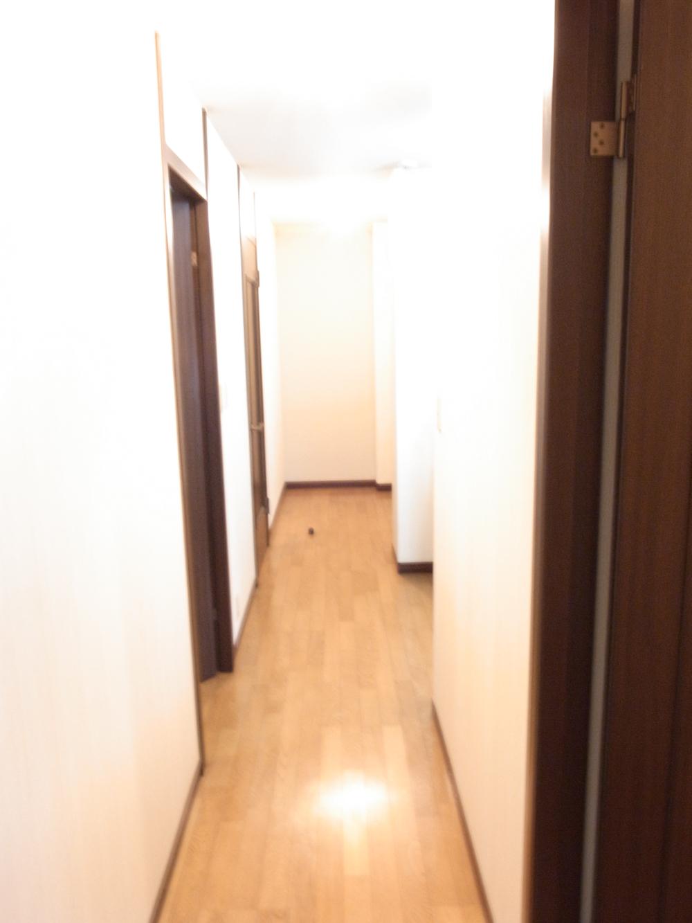 Other introspection. ☆ Corridor ☆