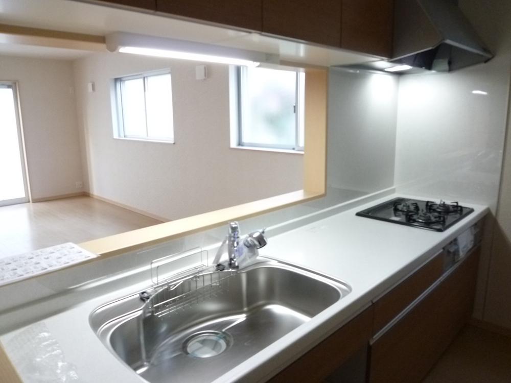 Kitchen. 8 Building Counter Kitchen