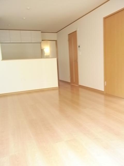 Living. Same specifications