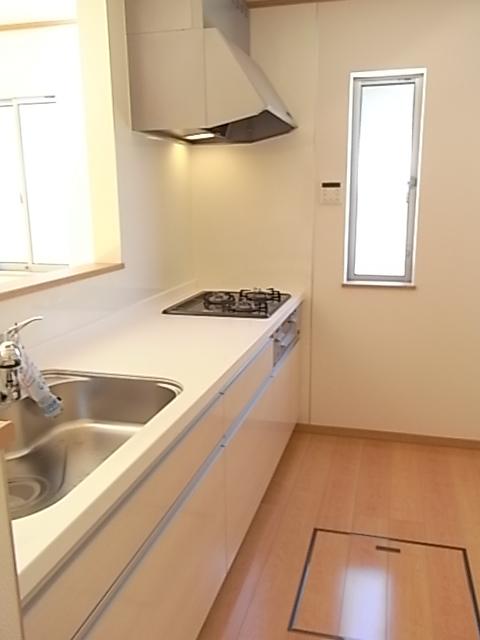 Kitchen. Same specifications