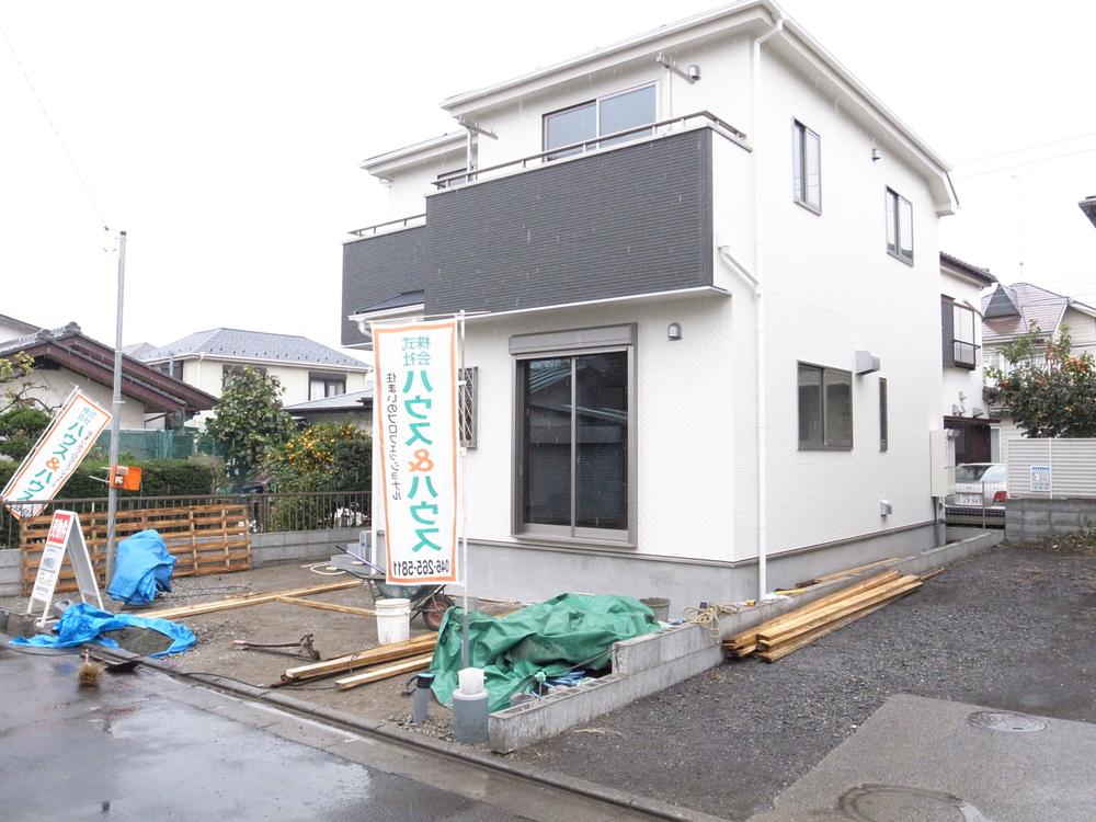 Local appearance photo. ☆ It is also open east west north top of the south road ☆