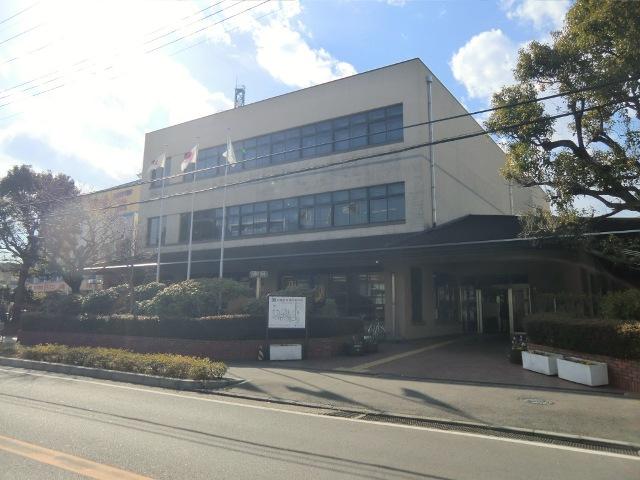 library. 200m to Yamato City Library