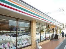 Convenience store. 1-minute walk of Seven-Eleven
