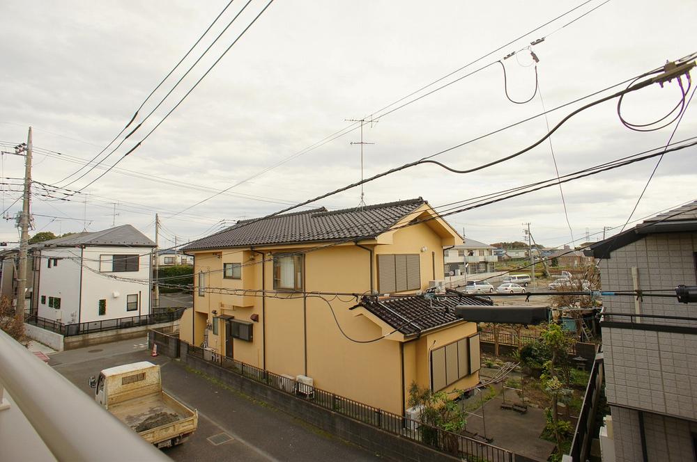 View photos from the dwelling unit. View from the site (December 2013) Shooting, Is a view from the full sense of openness balcony.