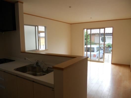 Same specifications photos (living)