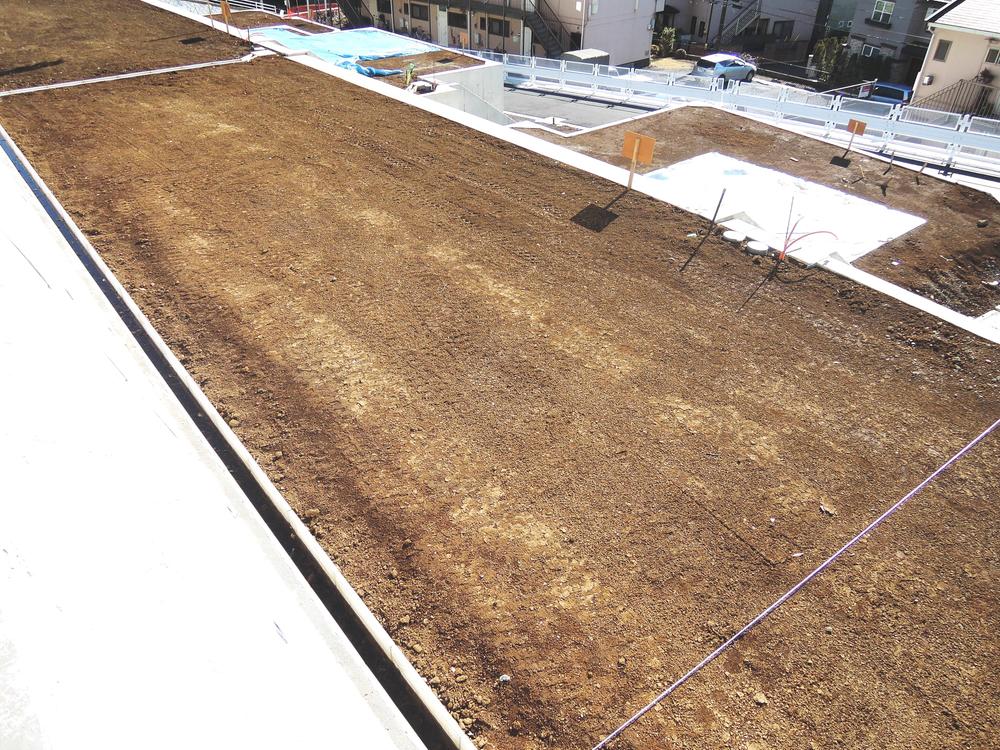 Local appearance photo. Local (12 May 2013) Shooting