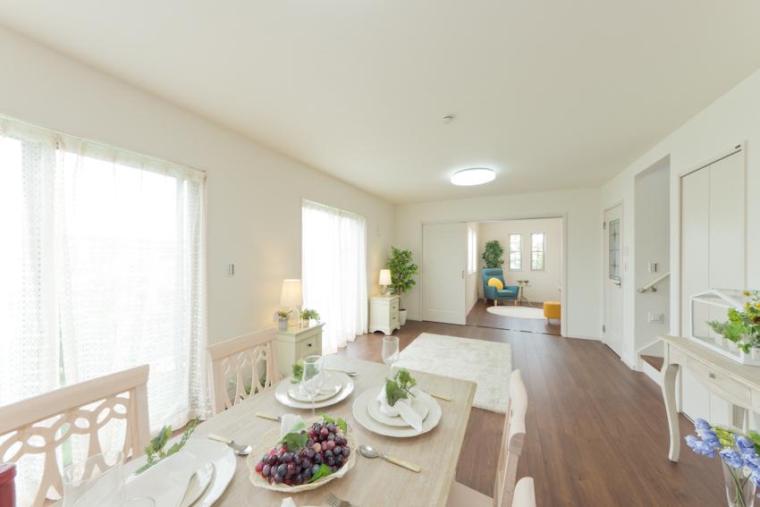 Living. Building 2 Living ・ Dining (July 2013) Shooting