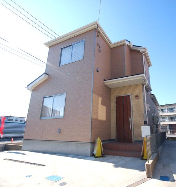 Local appearance photo. Local (12 May 2013) Shooting E Building